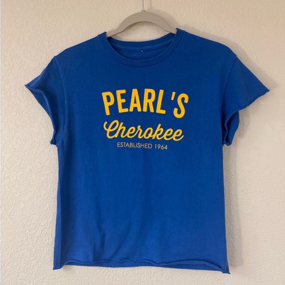 Vintage Pearl’s Texas Dive Bar tee